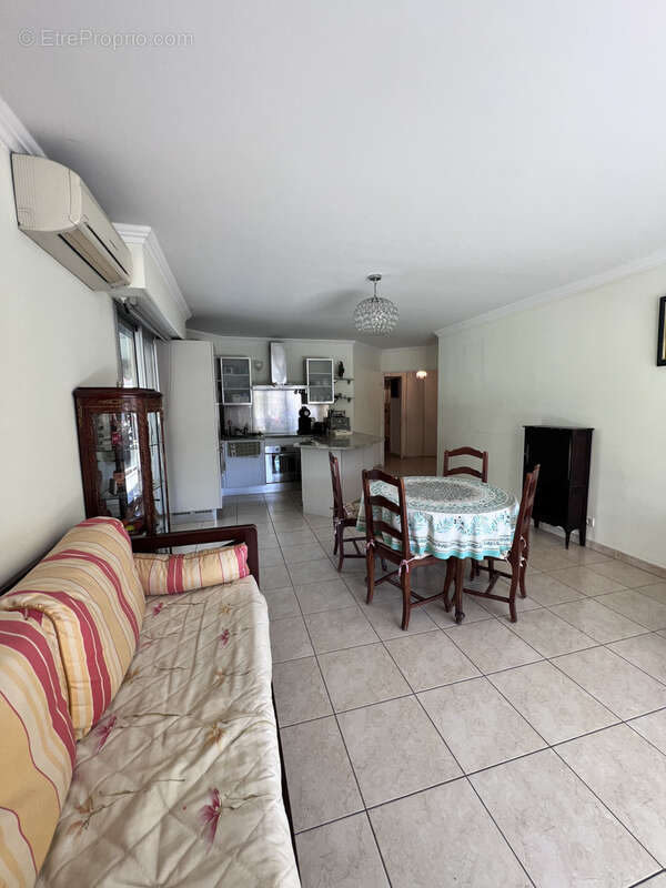 Appartement à CAGNES-SUR-MER