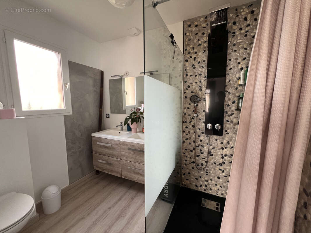 Appartement à BRINDAS