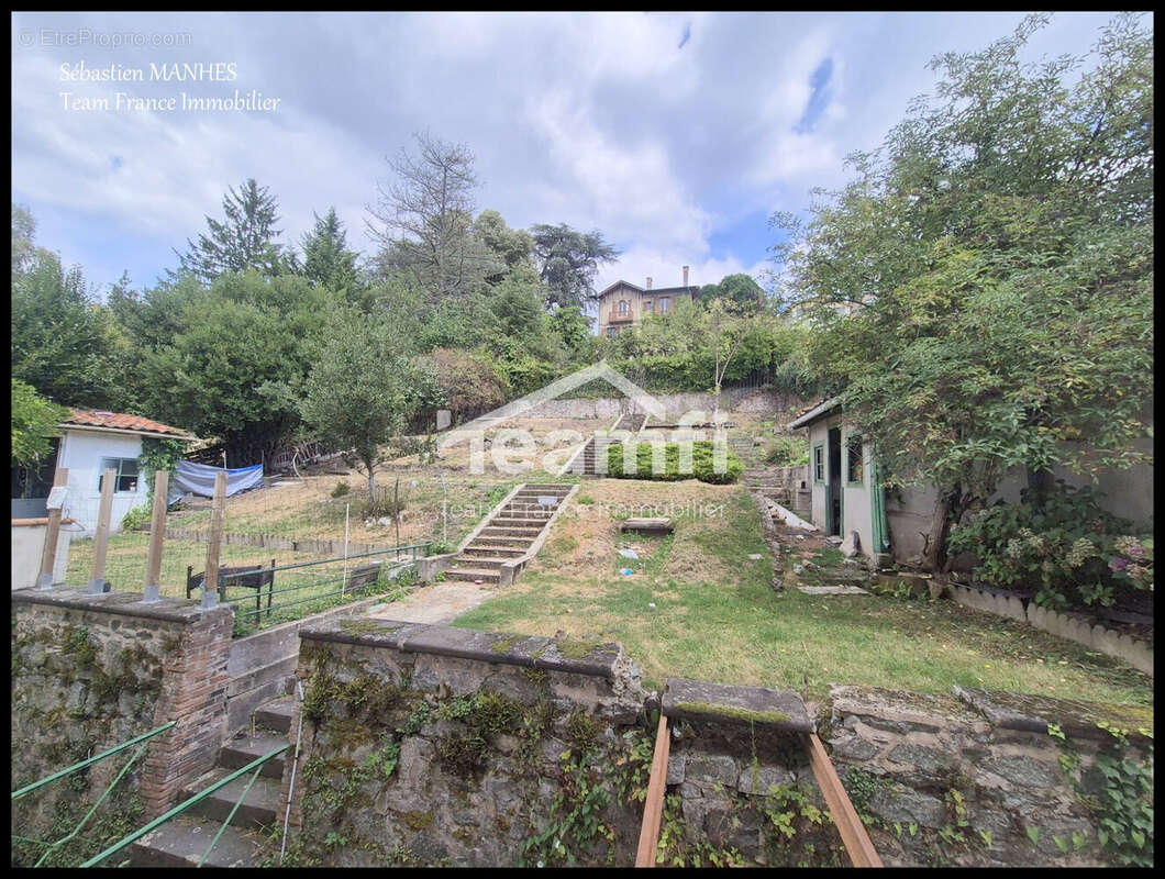 Appartement à THIERS