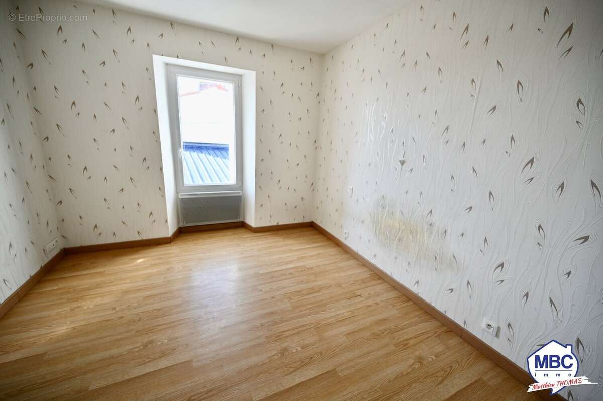 Maison à LA REGRIPPIERE