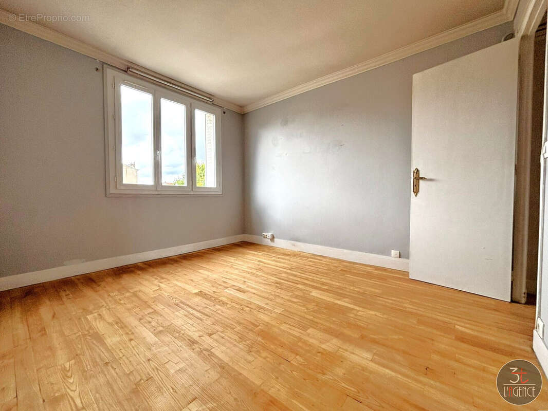 Appartement à FONTENAY-SOUS-BOIS