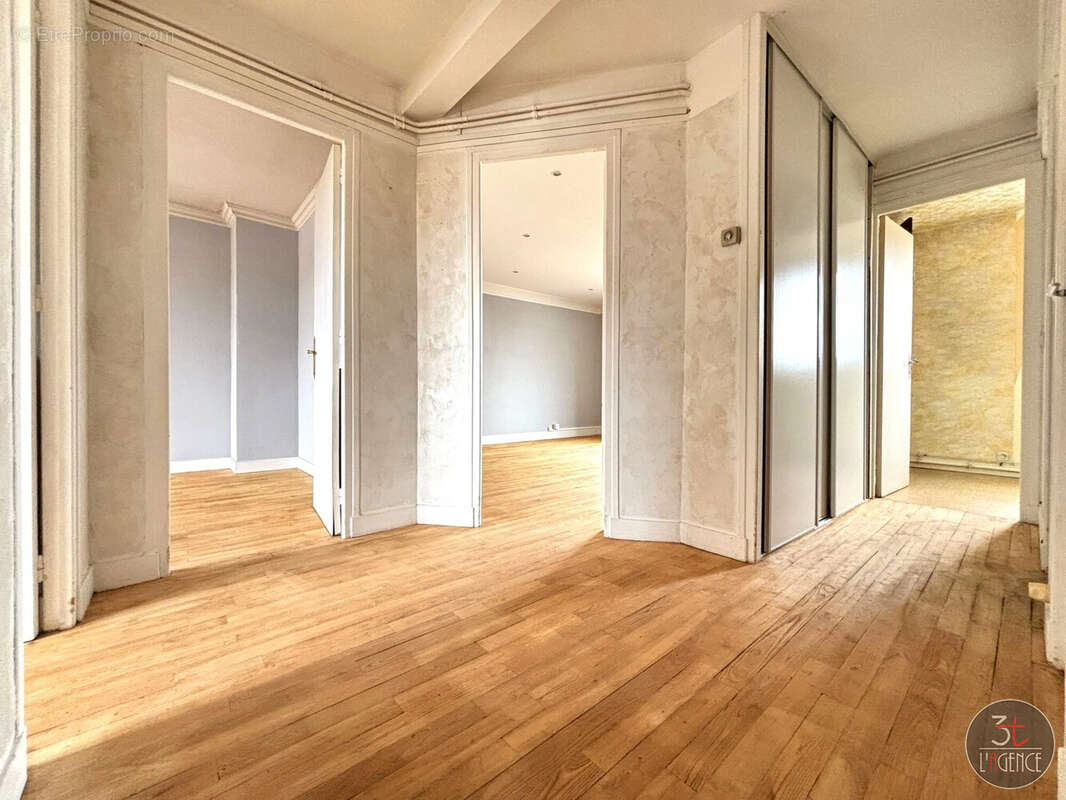 Appartement à FONTENAY-SOUS-BOIS