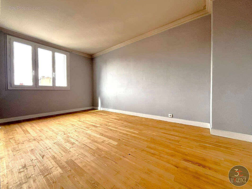 Appartement à FONTENAY-SOUS-BOIS