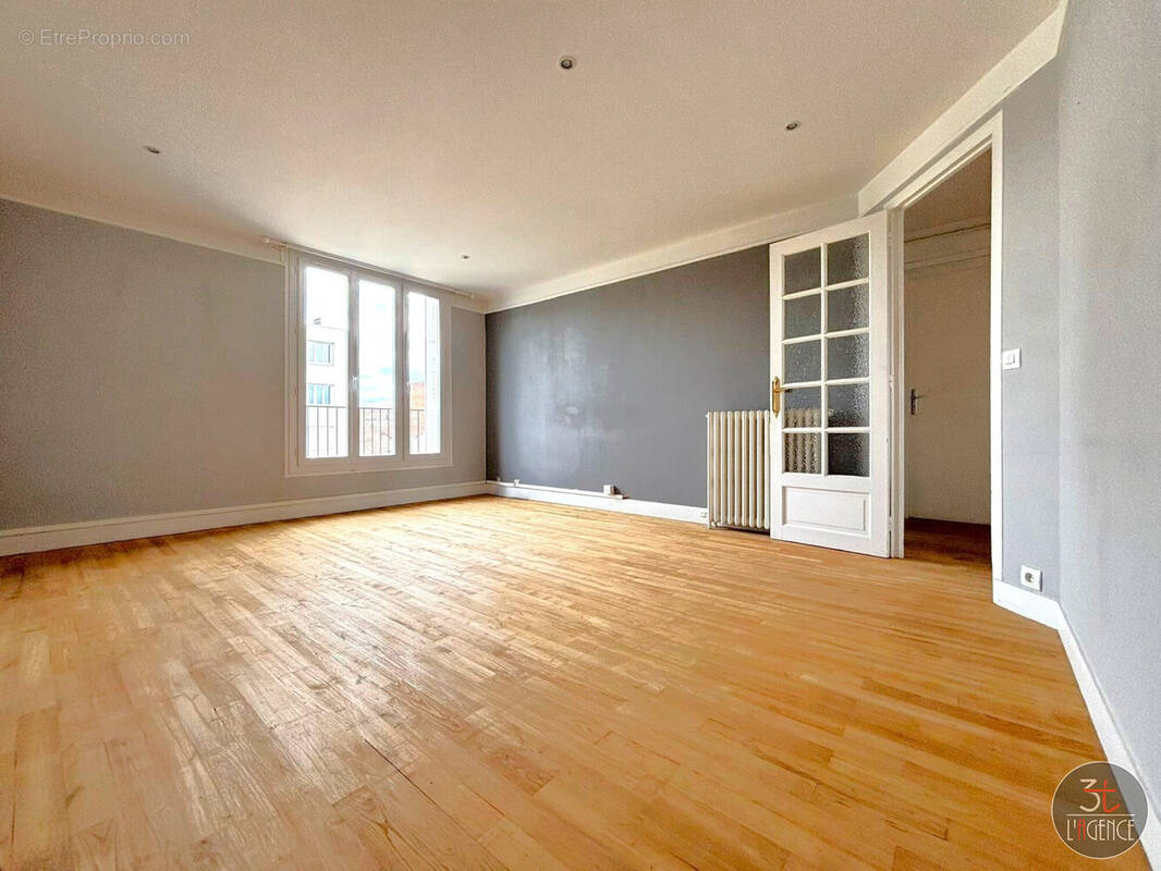 Appartement à FONTENAY-SOUS-BOIS