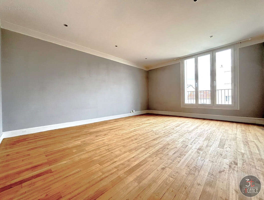 Appartement à FONTENAY-SOUS-BOIS