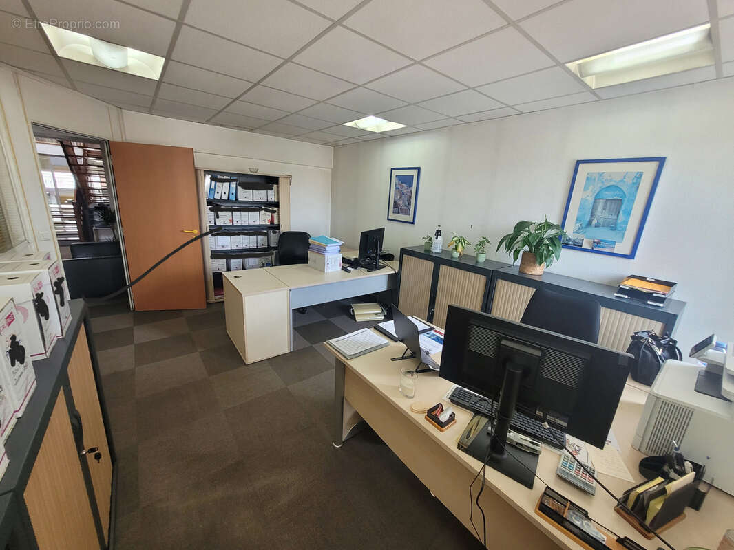 Commerce à LIVRY-GARGAN