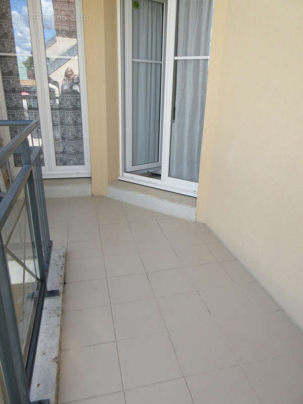 Appartement à COULOMMIERS