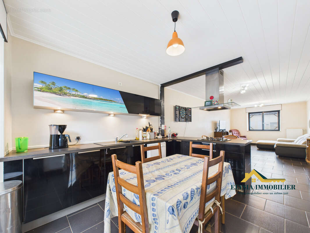 Maison à VILLECEY-SUR-MAD