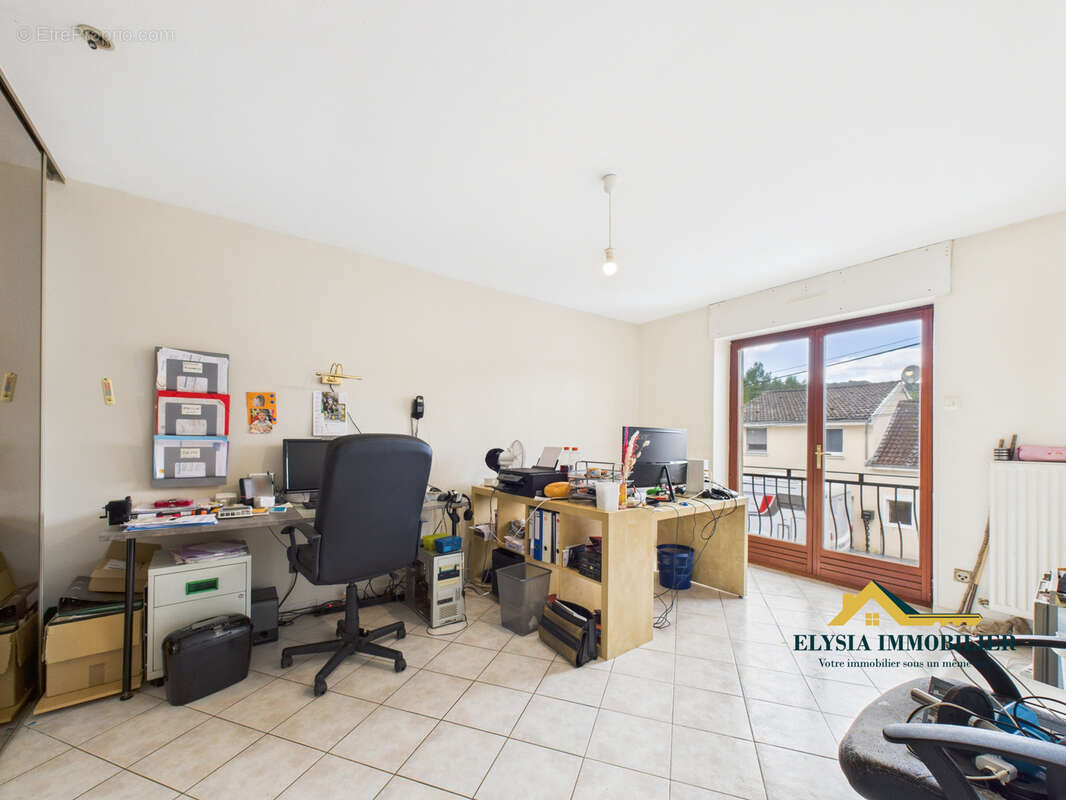 Maison à VILLECEY-SUR-MAD