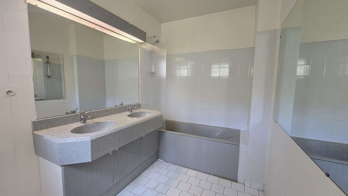 Maison à FORGES-LES-BAINS