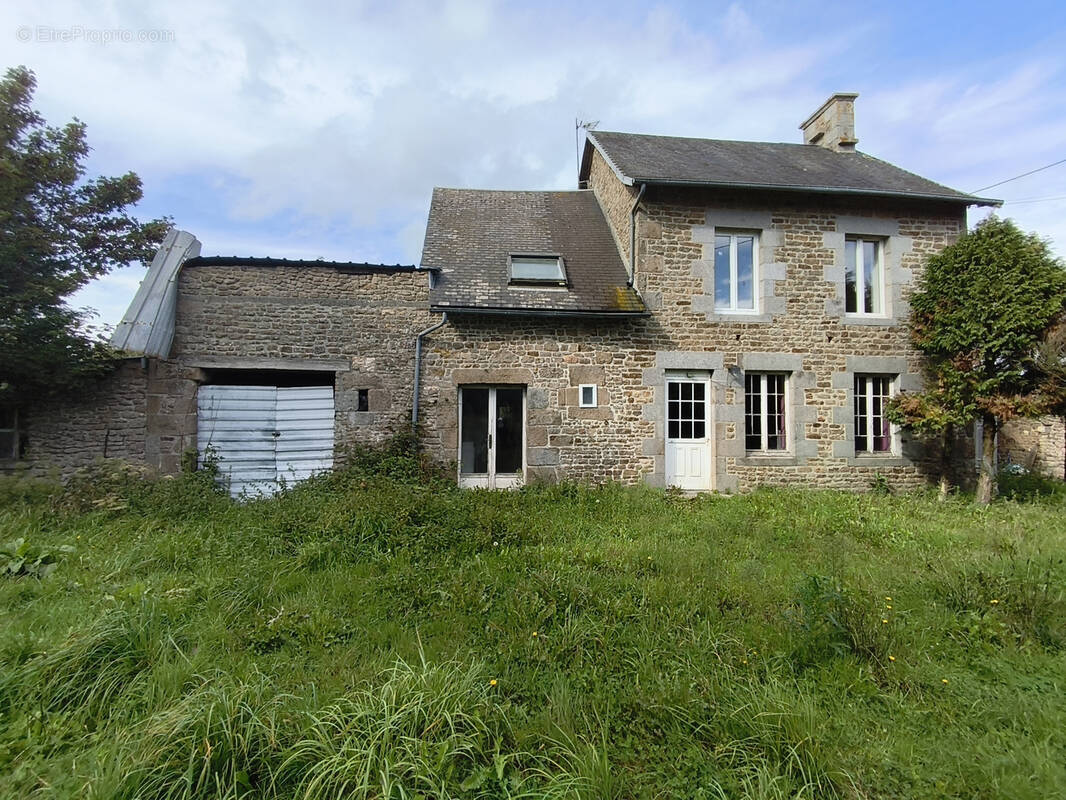 Maison à VILLEDIEU-LES-POELES