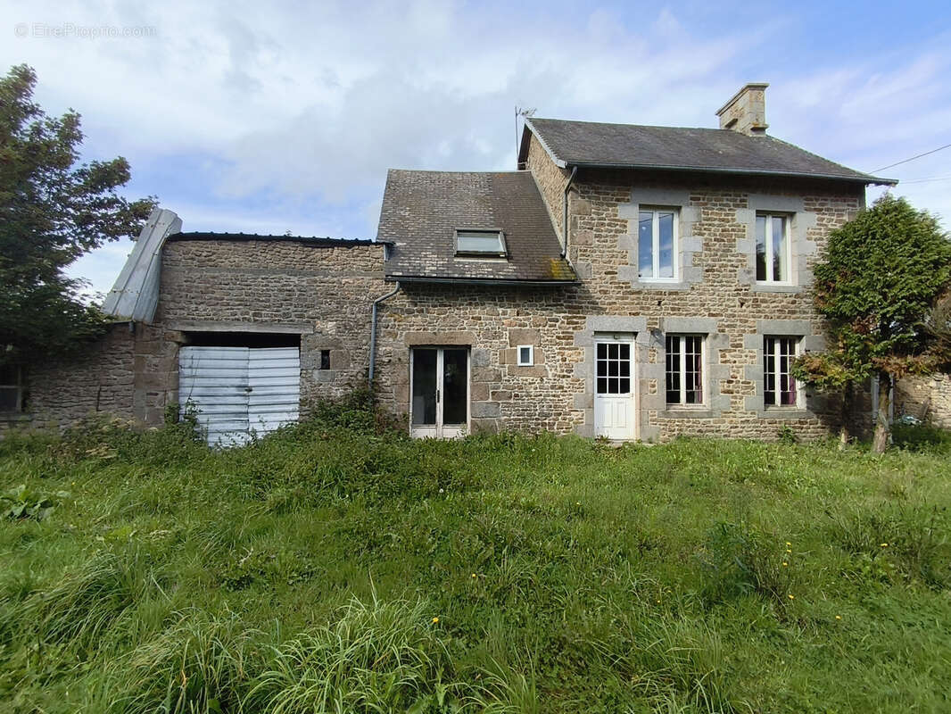 Maison à VILLEDIEU-LES-POELES