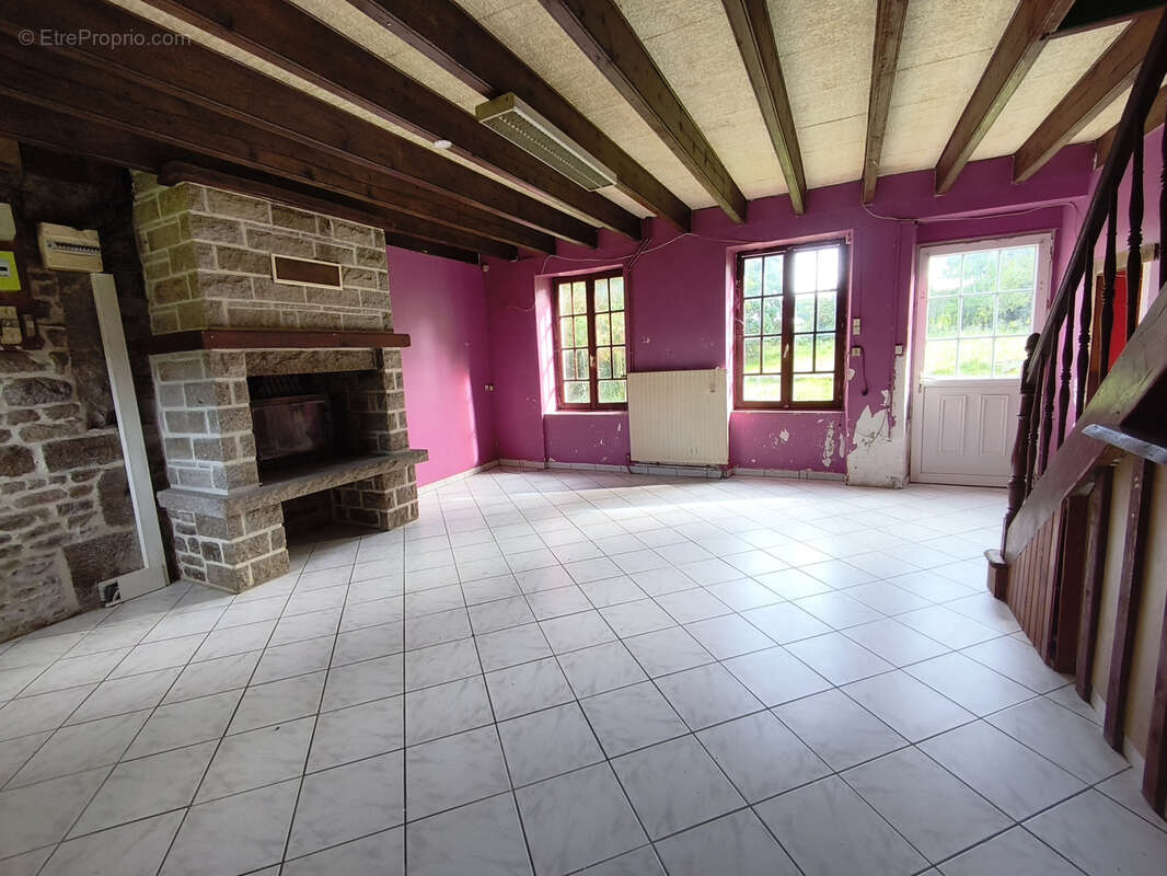 Maison à VILLEDIEU-LES-POELES