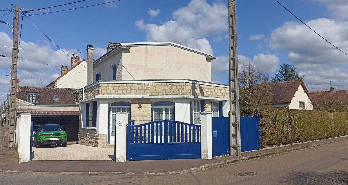 Maison à SENS
