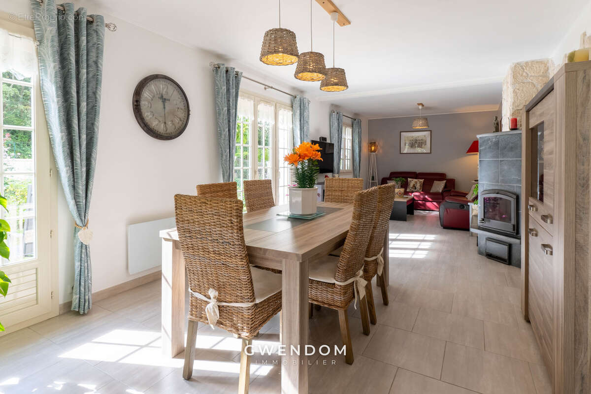 Maison à MILLY-LA-FORET