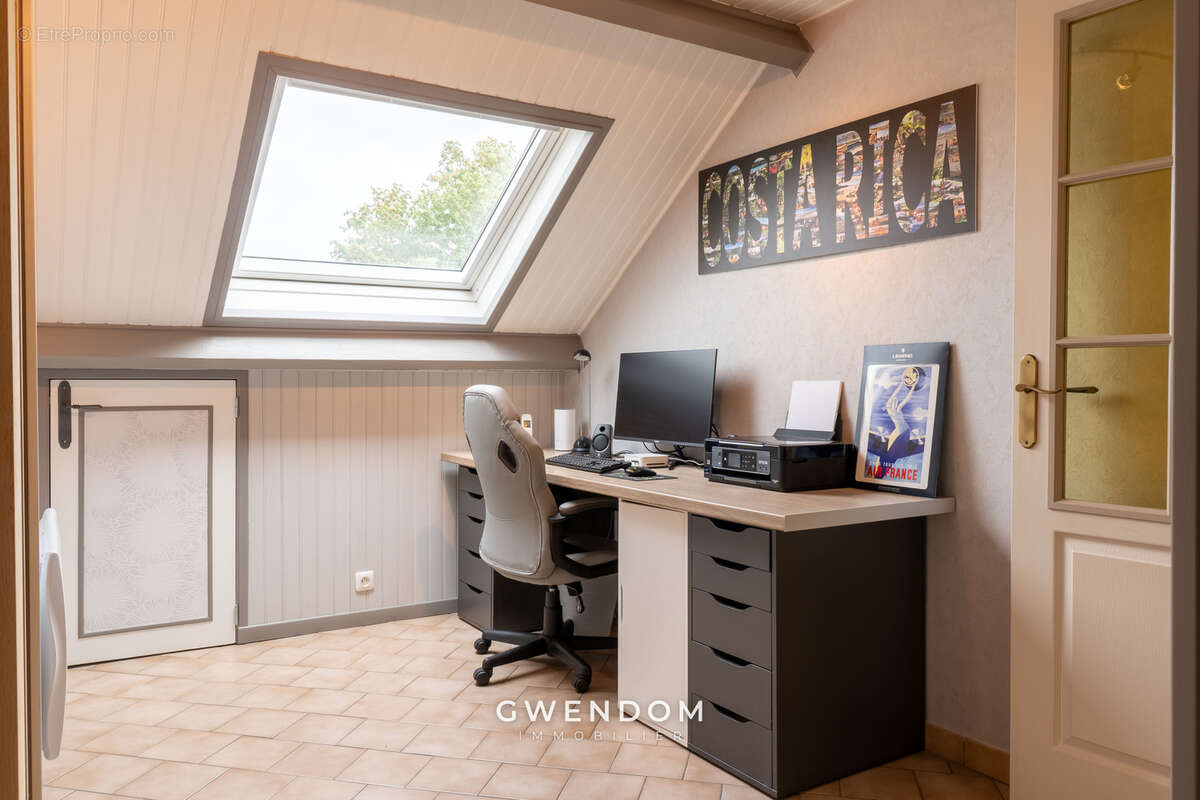 Maison à MILLY-LA-FORET