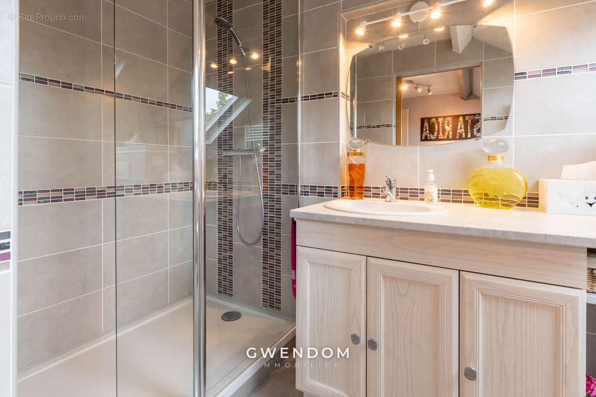 Maison à MILLY-LA-FORET