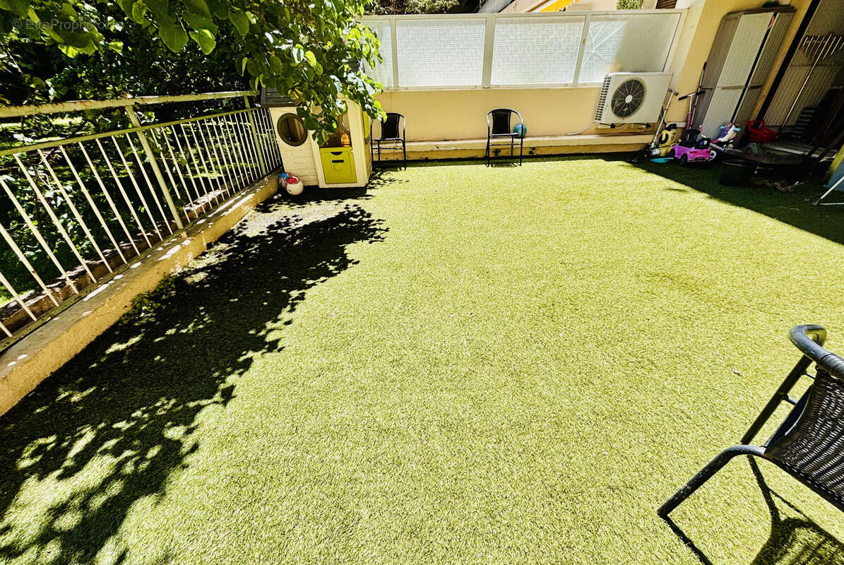 Appartement à MARSEILLE-9E