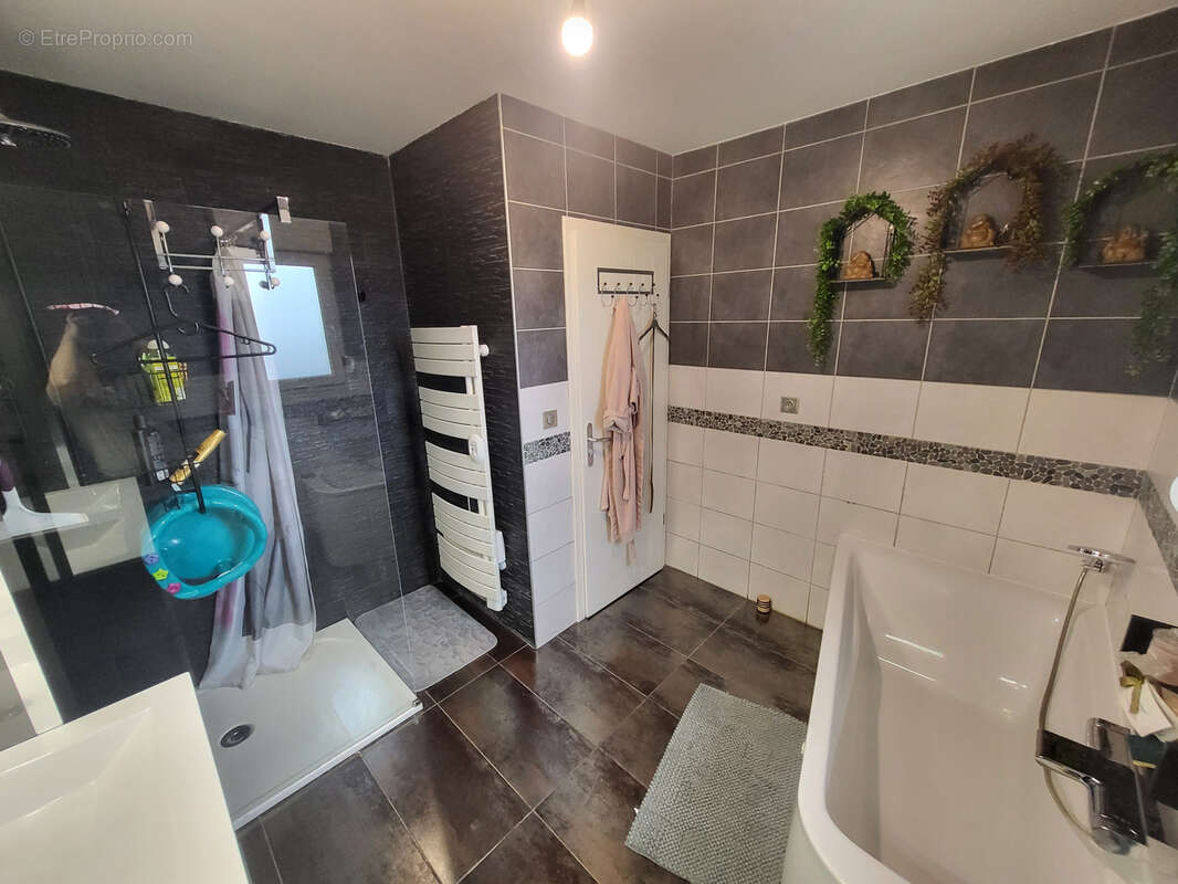 Maison à BLAINVILLE-SUR-L&#039;EAU