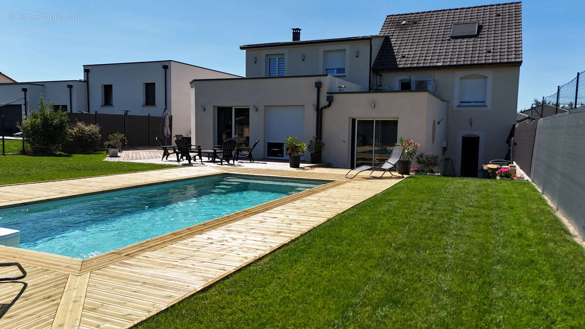 Maison à BLAINVILLE-SUR-L&#039;EAU