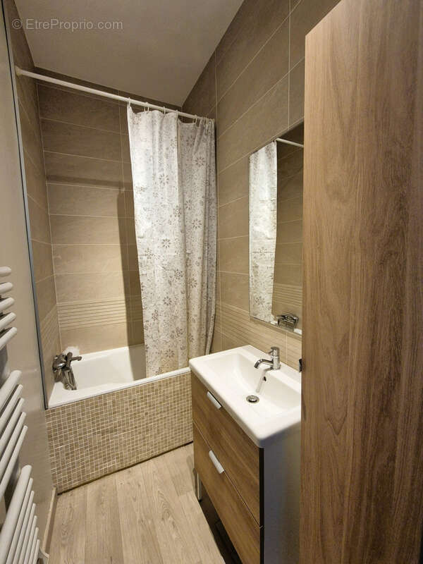 Appartement à NOGENT-SUR-MARNE