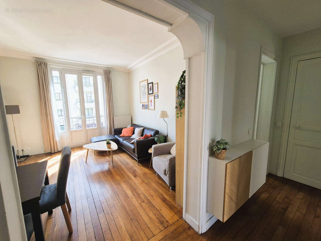 Appartement à NOGENT-SUR-MARNE