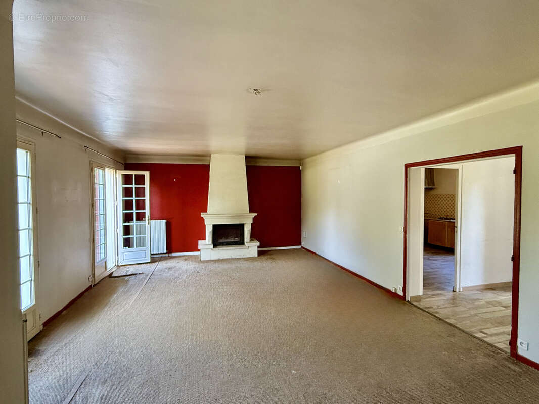 Maison à BASSUSSARRY