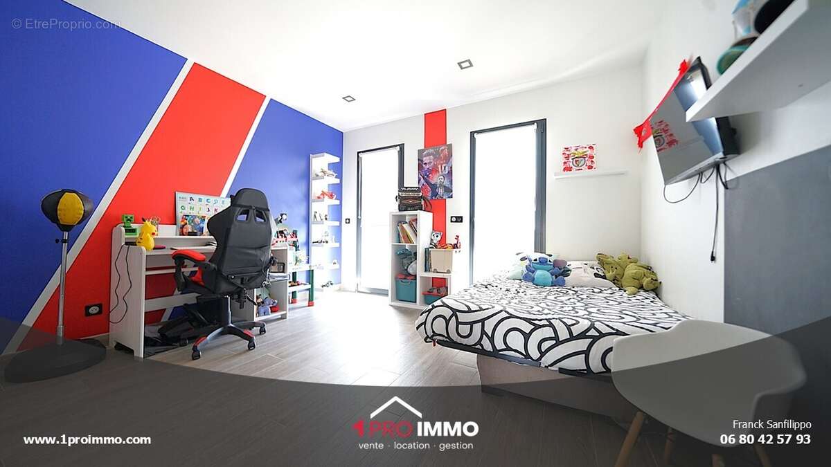 n°7 - Maison à COLOMBE