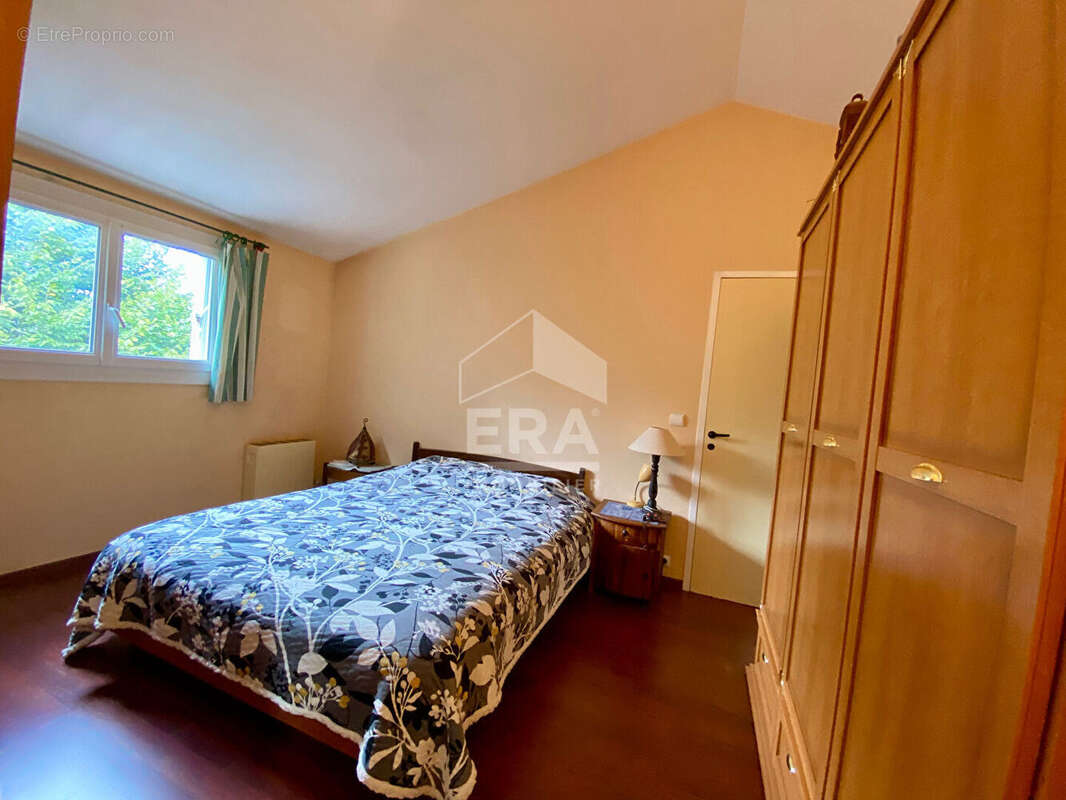 Maison à MONTCOURT-FROMONVILLE