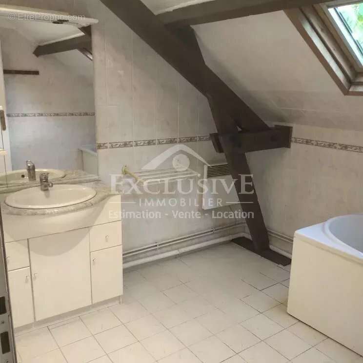 Maison à SAINT-PIERRE-AZIF