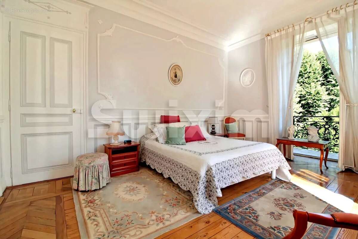 Appartement à AIX-LES-BAINS