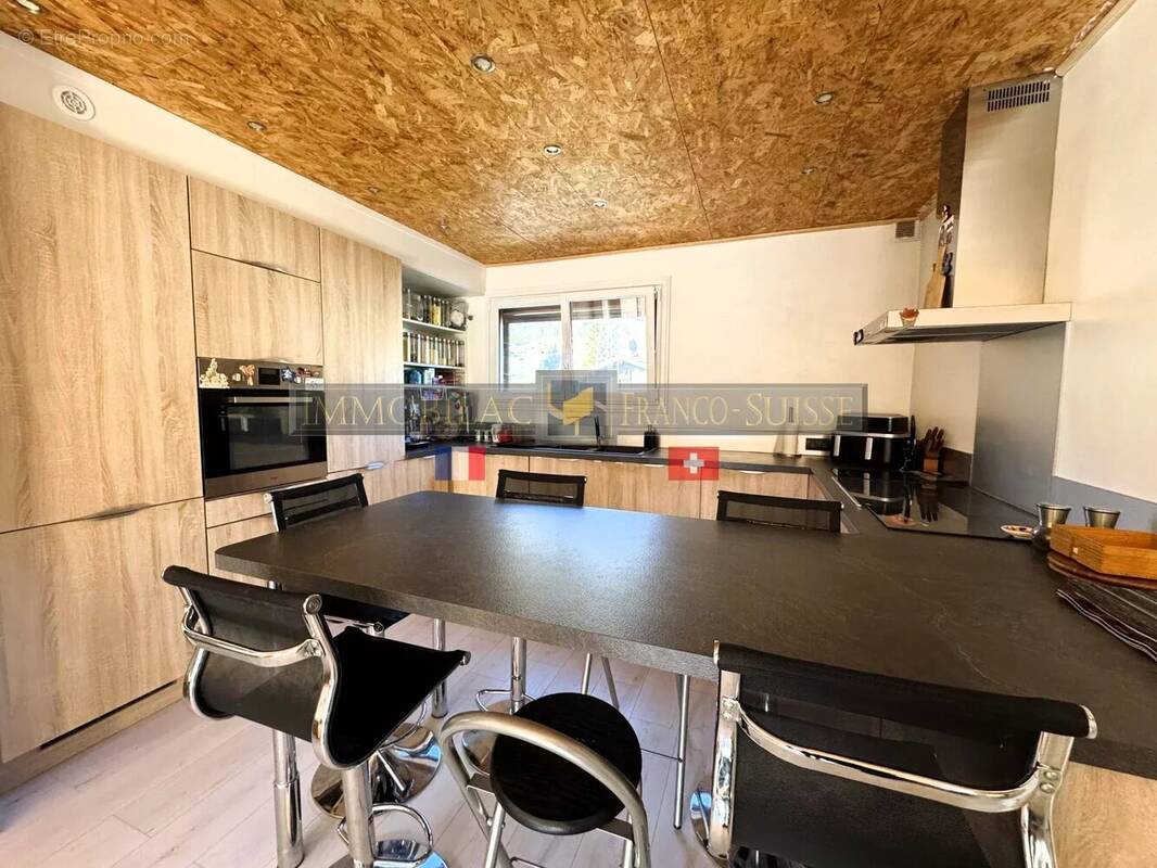 Appartement à CLUSES