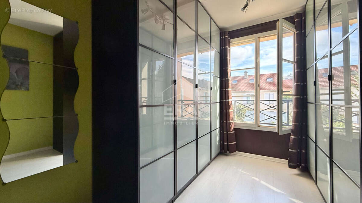 Maison à CORBEIL-ESSONNES