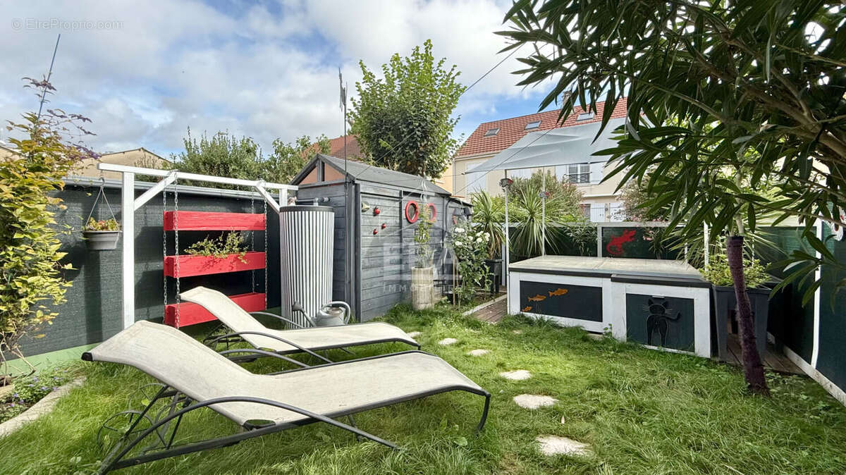 Maison à CORBEIL-ESSONNES