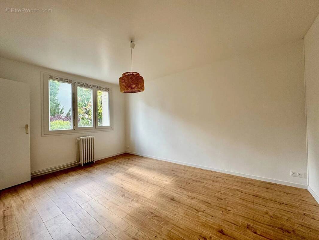 Appartement à COLOMBES