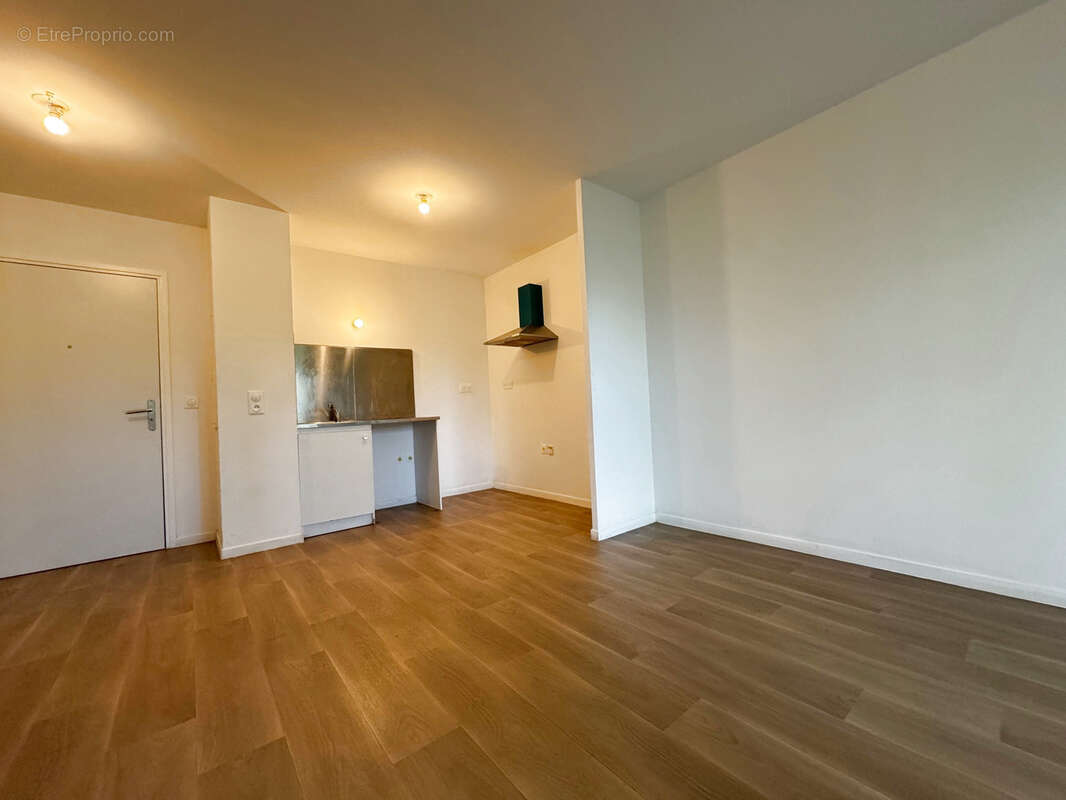 Appartement à LOUVRES