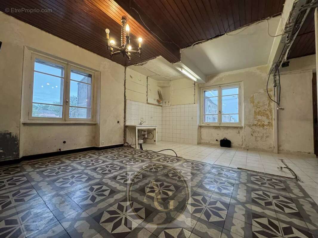 Maison à LABASTIDE-D&#039;ANJOU