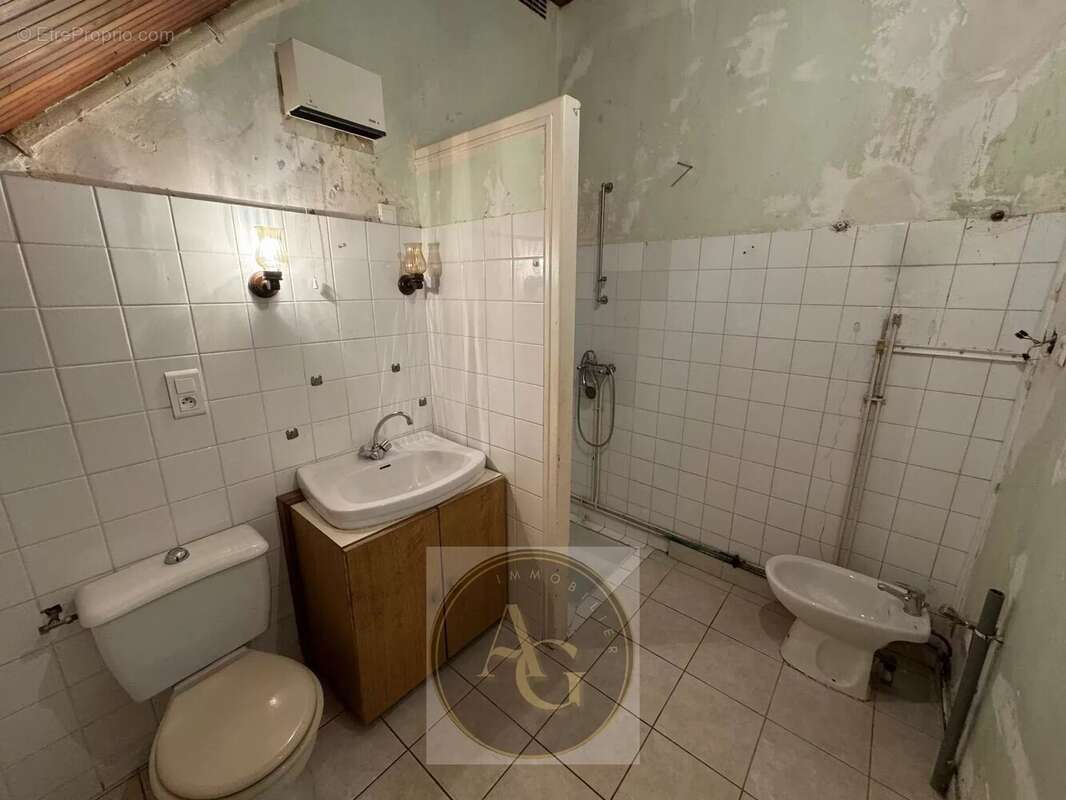 Maison à LABASTIDE-D&#039;ANJOU