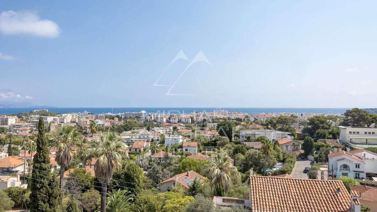 Appartement à ANTIBES