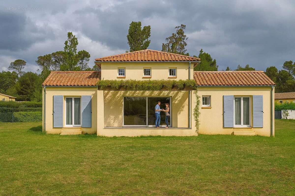 Terrain à FLASSANS-SUR-ISSOLE