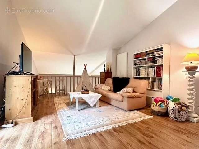 Maison à MARTIGNAS-SUR-JALLE