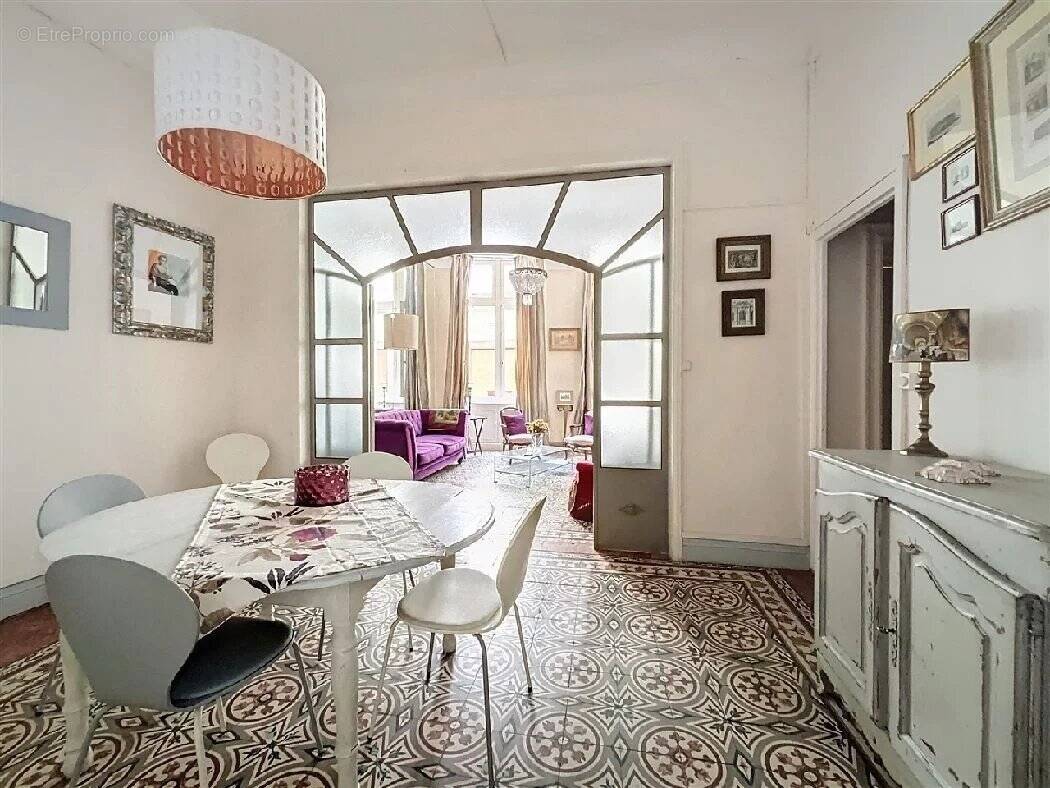 Appartement à NIMES