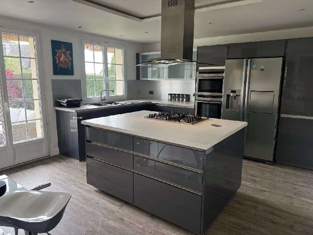 Maison à SAINT-MARTIN-DES-CHAMPS