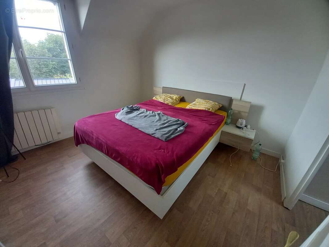 Maison à SAINT-GEORGES-BUTTAVENT