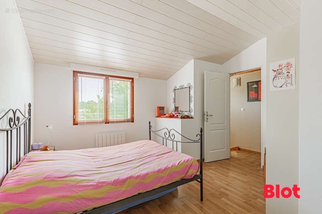 Maison à BOUGUENAIS