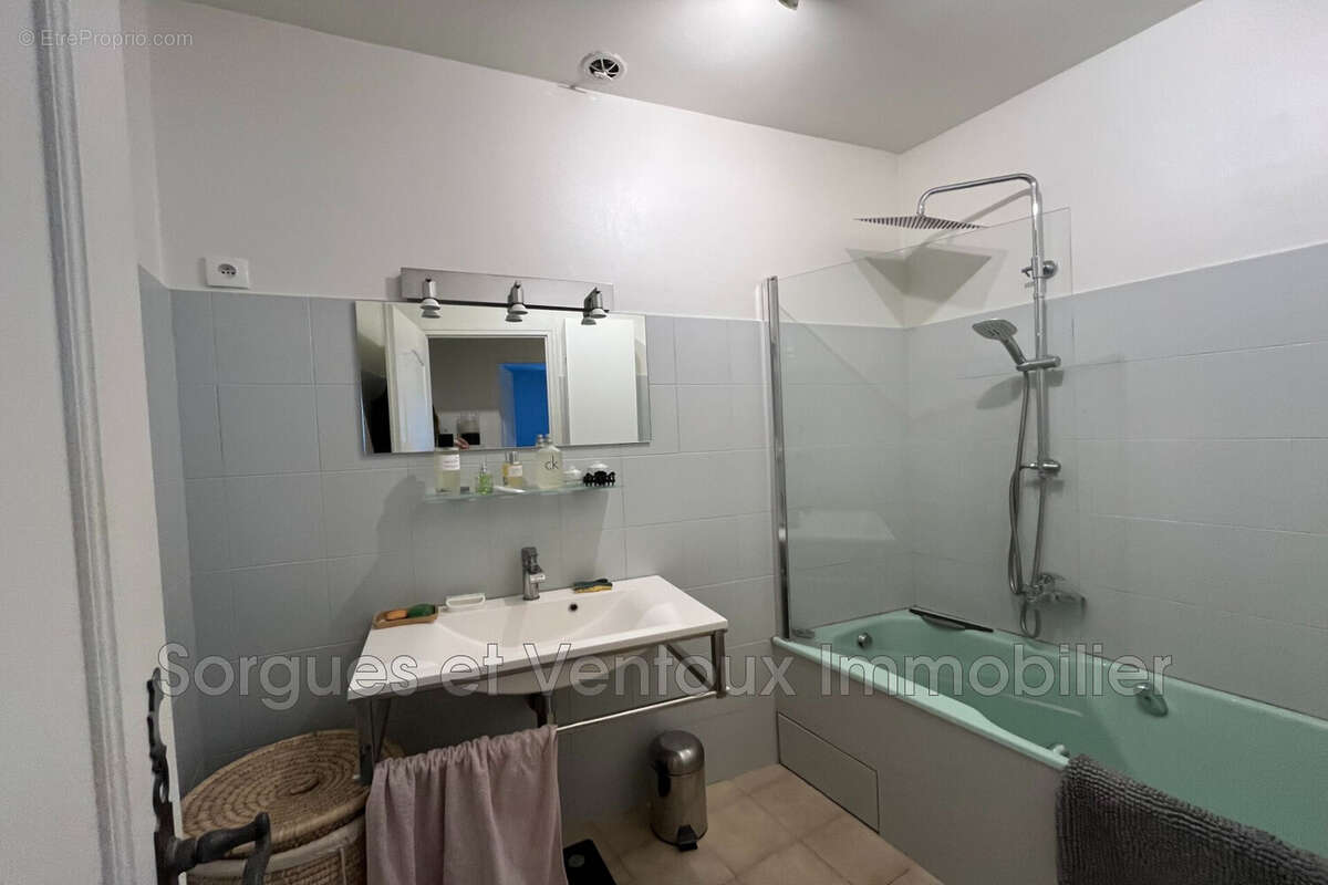 Appartement à L&#039;ISLE-SUR-LA-SORGUE