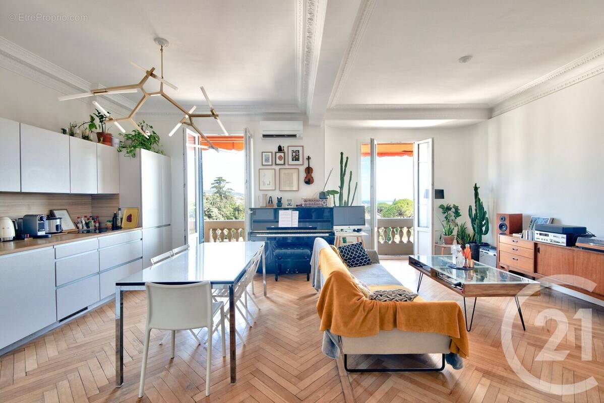 Appartement à NICE