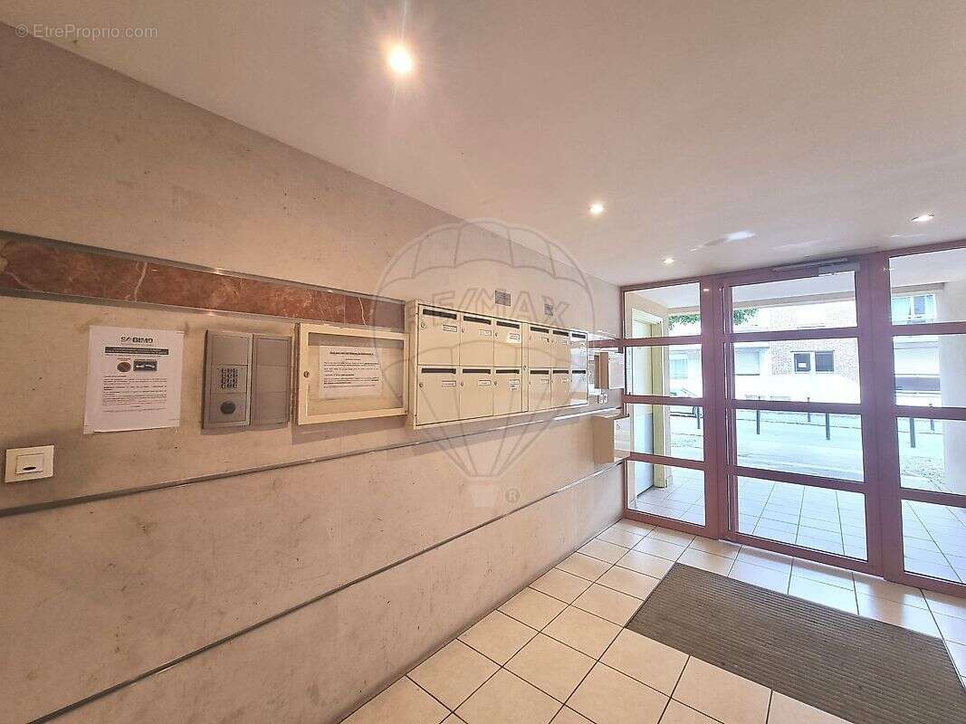 Appartement à LE BLANC-MESNIL