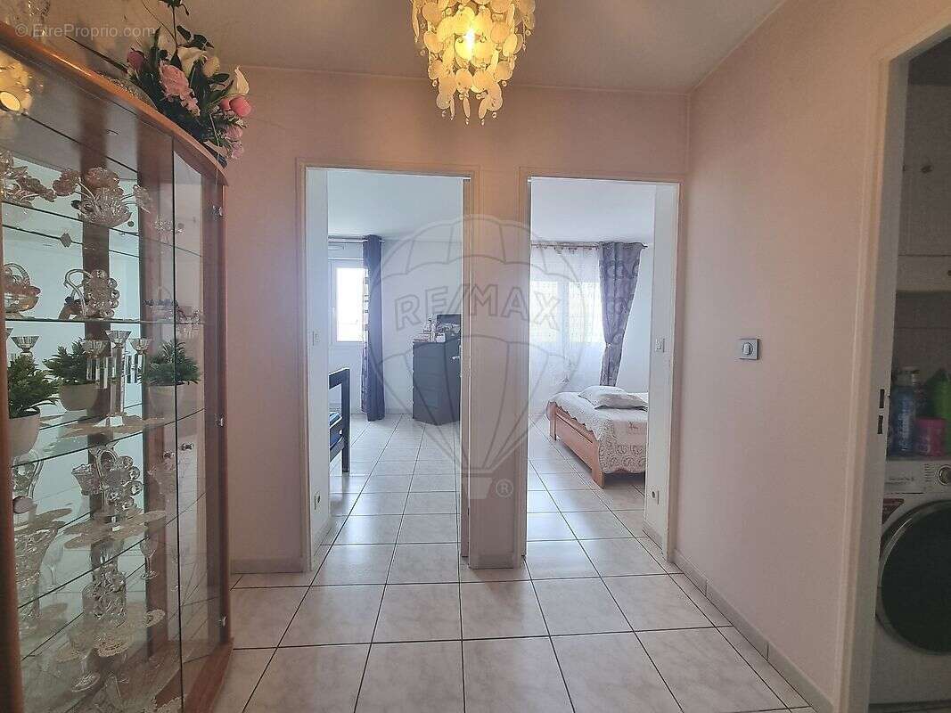 Appartement à LE BLANC-MESNIL