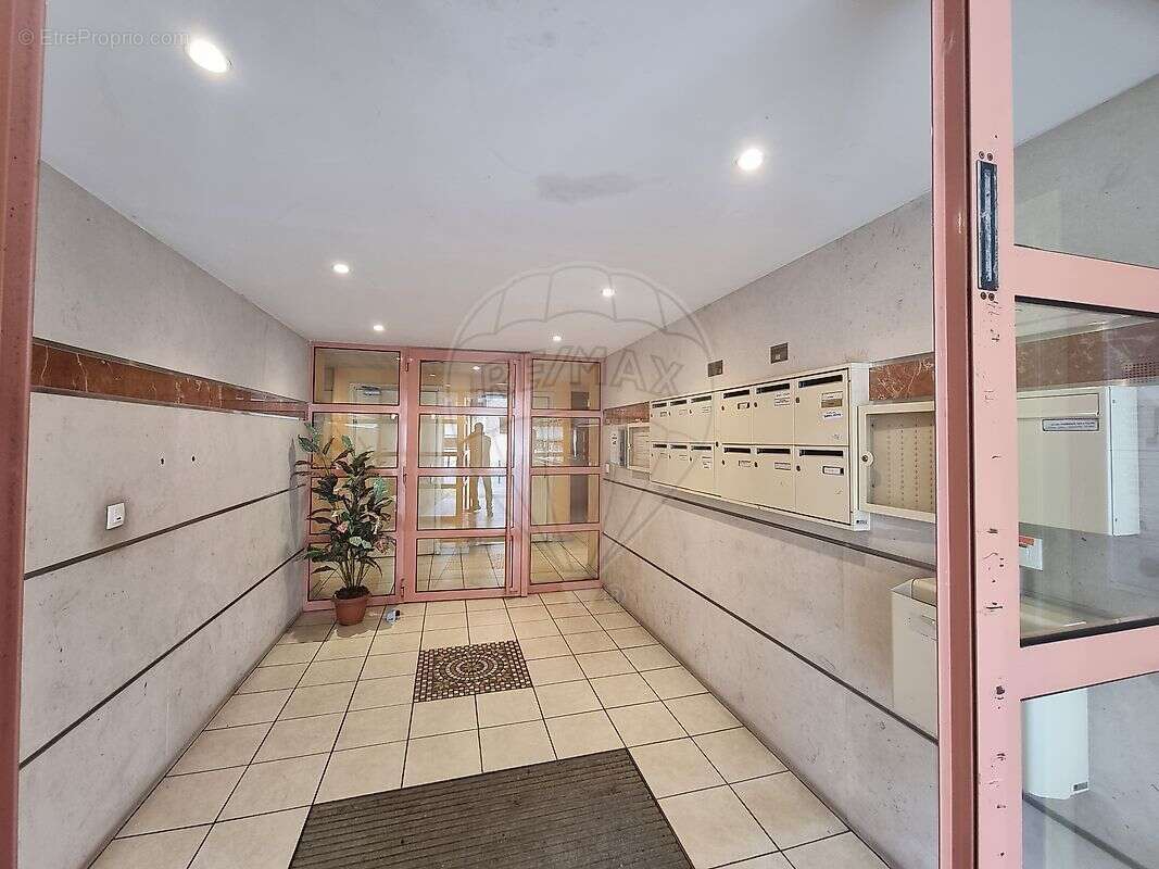 Appartement à LE BLANC-MESNIL